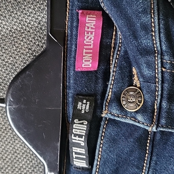 FINAL SALE $9 - NWT Faith Jeans - Picture 7 of 7